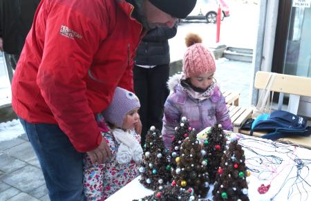 MIKLAVŽEV SEJEM IN OBISK MIKLAVŽA NA RAKEKU 06 FOTO LJUBO VUKELIČ